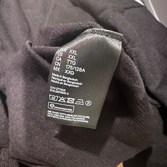 H&M black cardigan in XXL. - Picture 4 of 4